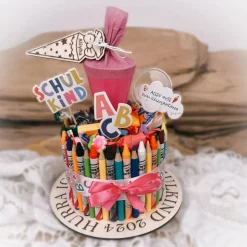 Schuleinführung, Einschulung, Geschenke zur Schuleinführung, Schultorte, Stiftetorte, Schulkind 2024, personalisierte Ge