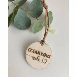 Schulkind Anhänger rund 4,5cm personalisierbar Holz