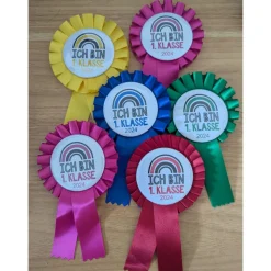 Schulkind Anstecker - Siegerschleife - Rosette