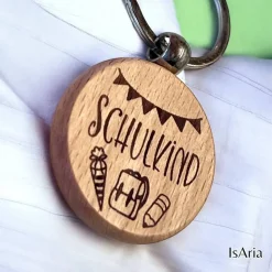 Schulkind Holz Schlüsselanhänger / Schulranzen-Anhänger / Schultütenfüllung/ Einschulungs-Geschenk/personalisiert