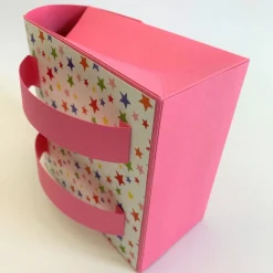 Schulranzen Schultasche aus Karton – Handgemachte Geschenkverpackung zur Einschulung (14,5 x 16 x 7,5 cm)