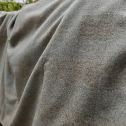 Schultertuch hellgrau kariert für Wikinger, Mittelalter oder im Alltag, Toraxacum