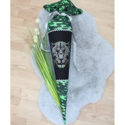 Schultüte.  Schultüte Baumwolle. Schultüte Panther. Schultüte Junge.