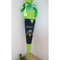 Schultüte.  Schultüte Baumwolle. Schultüte Traktor