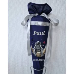 Schultüte Weltraum Astronaut personalisierbar – Zuckertüte 70 cm, schnell lieferbar