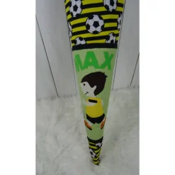 Schultüte, Zuckertüte, Fussballer auf Wunsch mit Namen und Einschulungstag bestickt  70 cm Länge
