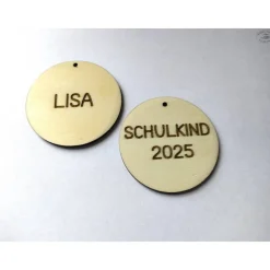Schultüten-Anhänger aus Holz, personalisiert – Geschenk zur Einschulung & Schulanfang