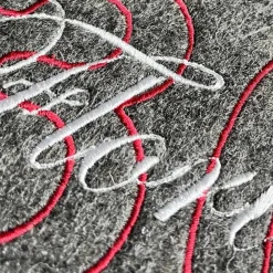 Schutzumschlag ZAHL Fotoalbum Wollfilz bestickt personalisierbar