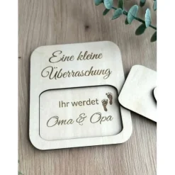 Schwangerschaft verkünden Holzkarte mit Überraschungseffekt Wir bekommen ein Baby, personalisiert Baby verkünden