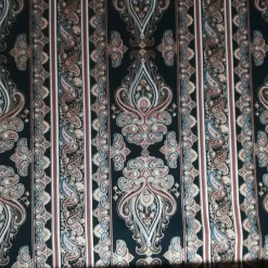 Schwarz - goldener Bordürenstoff