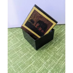 Schwarzes Geschenkschachtel - Set 3teilig, mit afrikanischen Serviettenmotiven