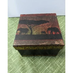 Schwarzes Geschenkschachtel - Set 3teilig, mit afrikanischen Serviettenmotiven