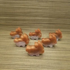 Süße kleine Hasen aus Epoxidharz, 6er Set. Dekoration für den Tisch usw.