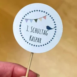 Set 6 Cupcake Topper 1. Schultag personalisiert mit individuellem Namen bunter Wimpelkette und einem Vogel in rosa oder