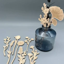 Set aus verschiedenen Wildblumen, Holz, Blumen für die Ewigkeit, Blumenstrauß