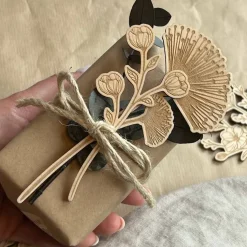 Set aus verschiedenen Wildblumen, Holz, Blumen für die Ewigkeit, Blumenstrauß