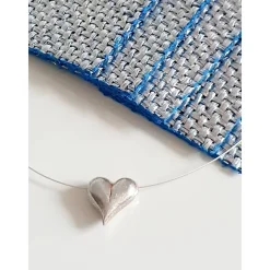 Silberkette mit Herzanhänger, minimalistisch und schlicht