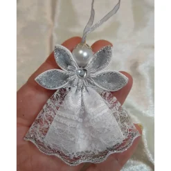 Silber-Weißer Engel – Handgefertigter Weihnachtsanhänger