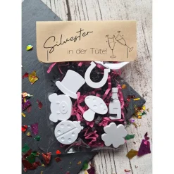 Silvester in der Tüte ~ Geschenk-Set Neujahr ~ Geschenktütchen ~ Mitbringsel ~ Streuteile ~ Deko