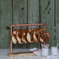 Snackständer mit Kupferrohr