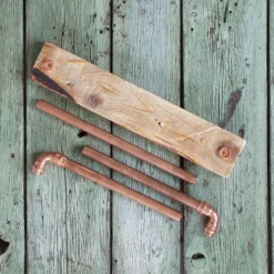 Snackständer mit Kupferrohr