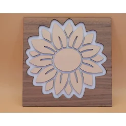 SONNENBLUME AUS NUSSBAUM und BUCHE Sperrholz mit Rattanmuster