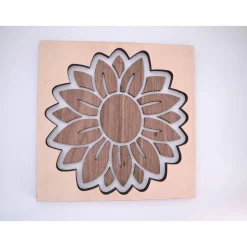 SONNENBLUME AUS NUSSBAUM und BUCHE Sperrholz mit Rattanmuster