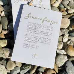 Sonnenfänger mit Kristall und Holzperlen – Handgemachtes Weihnachtsgeschenk mit Karte