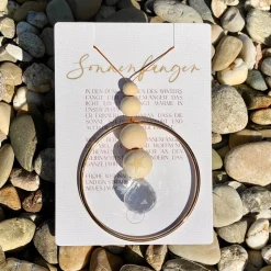 Sonnenfänger mit Kristall und Holzperlen – Handgemachtes Weihnachtsgeschenk mit Karte