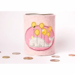 Spardose mit bestickter Filzhülle Wal