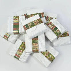 SQUARE BOX - WEISS MIT BAND IN GRÜN