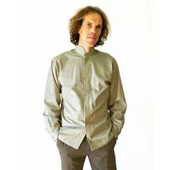 STEHKRAGEN HEMD mit Siebdruck + verdeckte Knöpfe