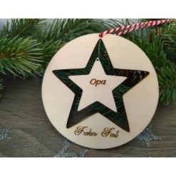 Stern-Anhänger/Holzmobile "Frohes Fest", graviert, mit Name personalisiert