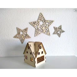 Sterne mit Sternmuster aus Holz, 3er-Set
