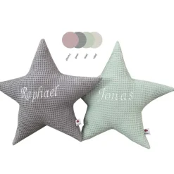 Sternenkissen aus Waffelpiquet mit Namen personalisiert in Pastellfarben