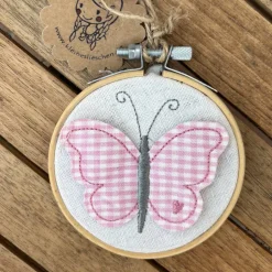 Stickrahmen // Schmetterling // Ostern // Frühling