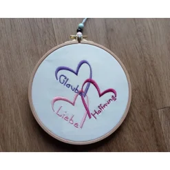 Stickrahmen- Liebe, Glaube, Hoffnung - Erinnerung • Deko • Dekoration • Holzrahmen • Andenken • Kirche • Gedenken•Trauer