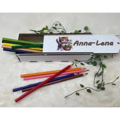 Stiftebox aus Holz personalisiert | Geschenk Einschulung| Federmäppchen Stifte Etui | Stifthalter Katze