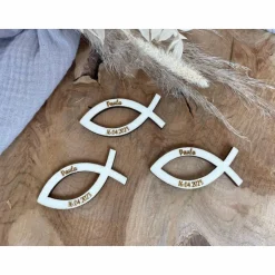Streudeko Fische Taufe, Kommunion, Konfirmation / Tischdekoration Holz zum Streuen personalisiert mit Namen und Datum