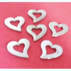 Streuteile Herzen silber – Dekoration für Hochzeit, Valentinstag & Jubiläen