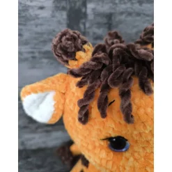 Sunny – handgehäkelte Giraffe, 30 cm hoch