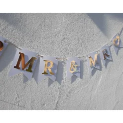 Super edle Girlande zur Hochzeit Mr & Mr in Gold und Weiß auf Wunsch personalisiert mit Wunschnamen Namensgirlande zur H