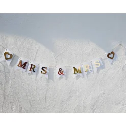 Super edle Girlande zur Hochzeit Mrs & Mrs in Gold und Weiß auf Wunsch personalisiert mit Wunschnamen #pride #lgbtq