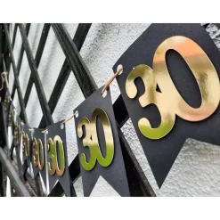 Super schöne Girlande zum 30. Geburtstag in Gold und Schwarz! Wimpelkette Dekoration Papierdeko