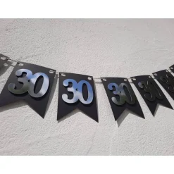Super schöne Girlande zum 30. Geburtstag in Silber und Schwarz! Wimpelkette Dekoration Papierdeko