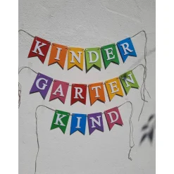 Supercoole Girlande zum Kindergarten Start Bunte Farben mit dem Schriftzug Kindergartenkind handgefertigt