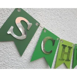 Supercoole Girlande zum Schulanfang auf Wunsch personalisiert Schulkind Dekoration in Grün und Silber