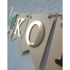 Superschöne Girlande zur Konfirmation.  In Beige und Gold in angesagtem Boho Style