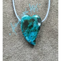 SWING - HERZ, Unikat, mit grün/türkis leuchtendem CHRYSOCOLL, selten
