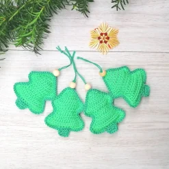 Tannenbaumanhänger, Christbaumschmuck, gehäkelt 100 % Baumwolle / als Dekoration zu Weihnachten, Türschmuck, Adventschmu